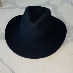 Black cowboy hat